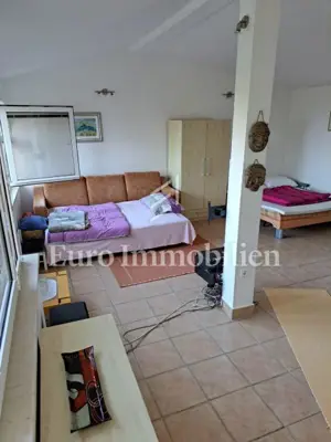 Semi-detached house 120 m², Malinska - 80 m from the sea - 16