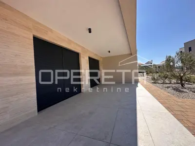 Apartment 96 m², Tribunj - garden, terrace and 2 parking spaces - 10