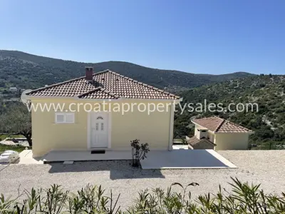 Kuća, Trogir, grijani bazen i panoramski pogled