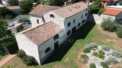 House 475 m², Marčana - pool and grounds 3,000 m² - 4
