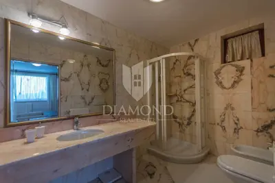 Villa 350 m², Rakalj - pool, sauna and sea view - 22