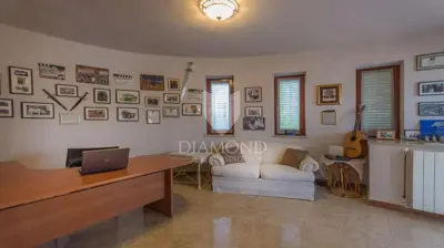 Villa 350 m², Rakalj - pool, sauna and sea view - 11