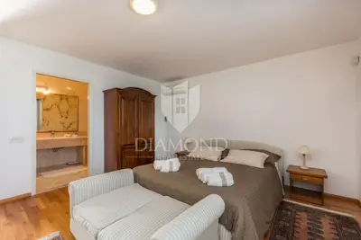 Villa 350 m², Rakalj - pool, sauna and sea view - 20