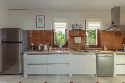 Villa 350 m², Rakalj - pool, sauna and sea view - 9
