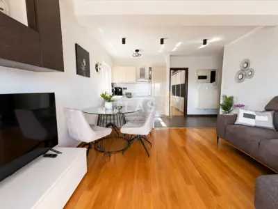 Wohnung 108 m², Rijeka Mlaka - erweitertes Zentrum und hohe Decken - 4