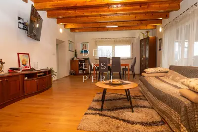 Belovar, Family house with three residential units, GBP 781 m², Belovar - 2