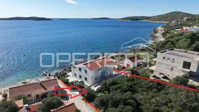 Ženka, Vis, 430,00 m², 301.000,00 EUR - 2