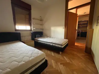 Trešnjevka, komforan stan 43 m² u zgradi na 6 katu, dizalo - 7