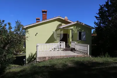 House near the center of Labin - 3