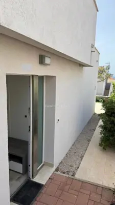 Apartman u Petrčanima, vrt i parkirališno mjesto - 9