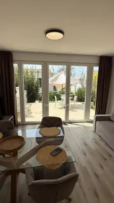 Apartman u Petrčanima, vrt i parkirališno mjesto - 4