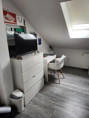 Kuća 200 m², Sesvete - dvojna kuća s dvije stambene jedinice - 13