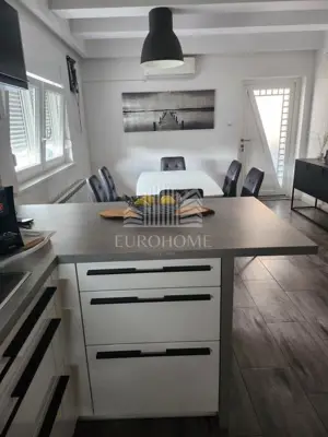 Kuća 200 m², Sesvete - dvojna kuća s dvije stambene jedinice - 4