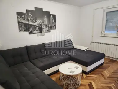 Kuća 200 m², Sesvete - dvojna kuća s dvije stambene jedinice - 6