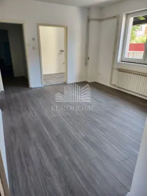 Kuća 200 m², Sesvete - dvojna kuća s dvije stambene jedinice - 16