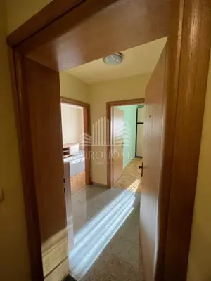 Apartment 40 m², Knežija, near public transport and the center - 8