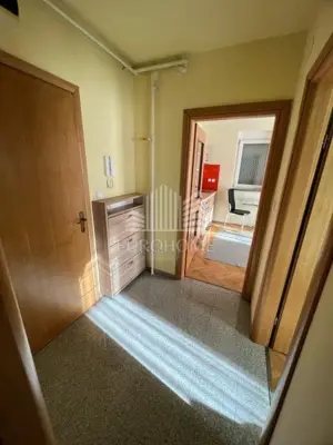 Apartment 40 m², Knežija, near public transport and the center
