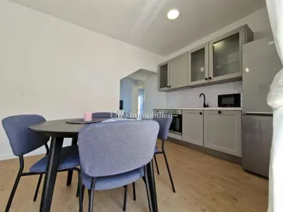 Stan 82 m², Makarska centar - pogled na more - 2