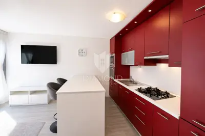 Stan 56 m², Kajzerica - trosoban, 1. kat - 2