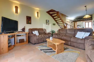 Vila 400 m², Beram - bazen i vrt - 9