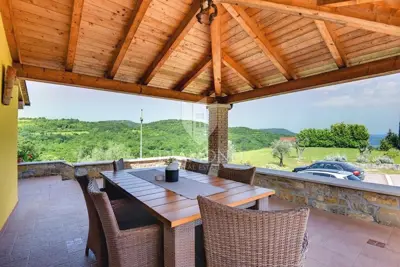Vila 400 m², Beram - bazen i vrt - 19
