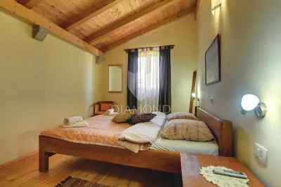 Vila 400 m², Beram - bazen i vrt - 13