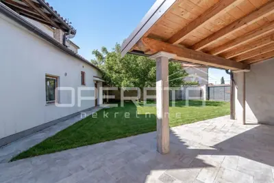 Poreč surroundings - Detached stone house with a large garden near the sea - 19