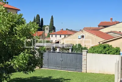 Poreč surroundings - Detached stone house with a large garden near the sea - 3