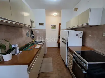 Stan 55 m², Gripe, Split - u zgradi s liftom - 2