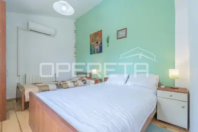 Kamena kuća u Višnjanu, grijani bazen i okućnica - 9