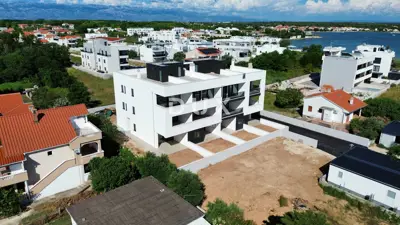 Penthouse 130 m², Privlaka - Dachterrasse und Meerblick - 2