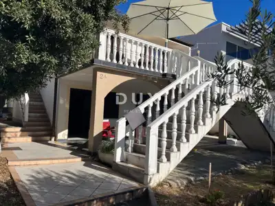 House 120 m², Petrčane - sea view - 2
