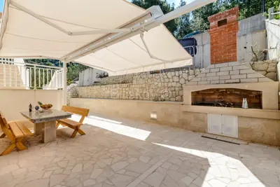 House 484 m², Blace - first row to the sea - 6