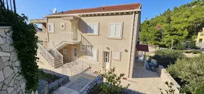 House 484 m², Blace - first row to the sea - 9