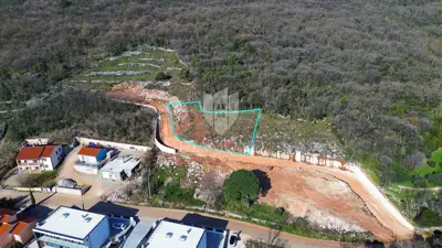 Građevinsko zemljište 1.021 m², Labin - pogled na more - 3