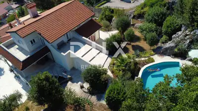 Penthouse 123 m², Lovran - pool and panoramic view - 2