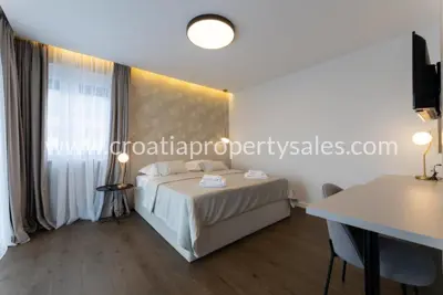 Kuća, Kaštela, 330 m² - 9