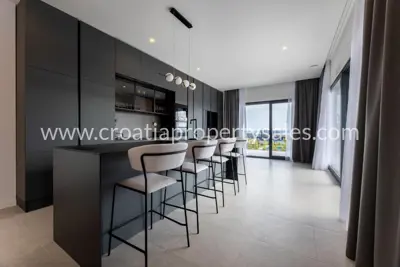 Kuća, Kaštela, 330 m² - 4