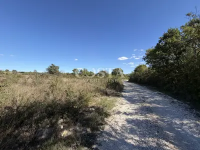 Building plot 863 m², Briševo - quiet location - 7