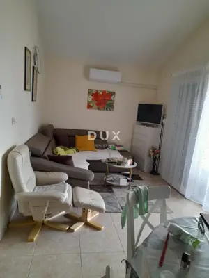 ISTRA, NOVIGRAD – Atraktivan dvosobni stan s galerijama i pogledom na