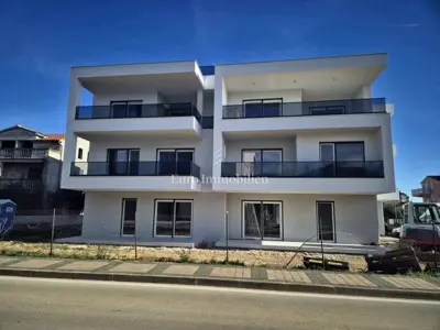 Apartment, 1st floor, Vodice near Hangar beach, 2 bedrooms and terrace