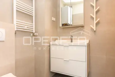 Gewerberaum 59 m², Maksimir, zwei Zonen und 2 Parkplätze - 9