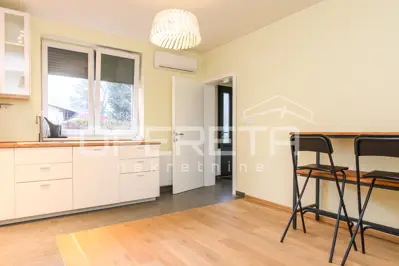 Gewerberaum 59 m², Maksimir, zwei Zonen und 2 Parkplätze - 13