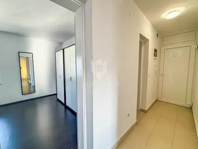 Umag, move-in ready apartment on the first floor near the town! - 8