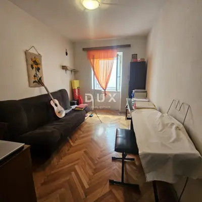 Kuća 200 m², Pag - stara gradska jezgra, za adaptaciju - 12