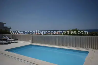 Kuća 121 m², Zadar - bazen i terasa - 11