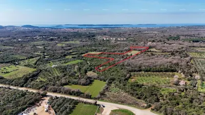 GALIŽANA - Prodaje se veliko poljoprivredno zemljište – 20.498 m², odlična lokacija - 3