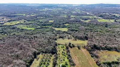 GALIŽANA - Prodaje se veliko poljoprivredno zemljište – 20.498 m², odlična lokacija - 4