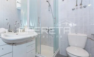 Dubrovnik: kuća s pogledom na more i parcelom od 2.042 m² - 10