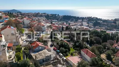Dubrovnik: kuća s pogledom na more i parcelom od 2.042 m² - 19
